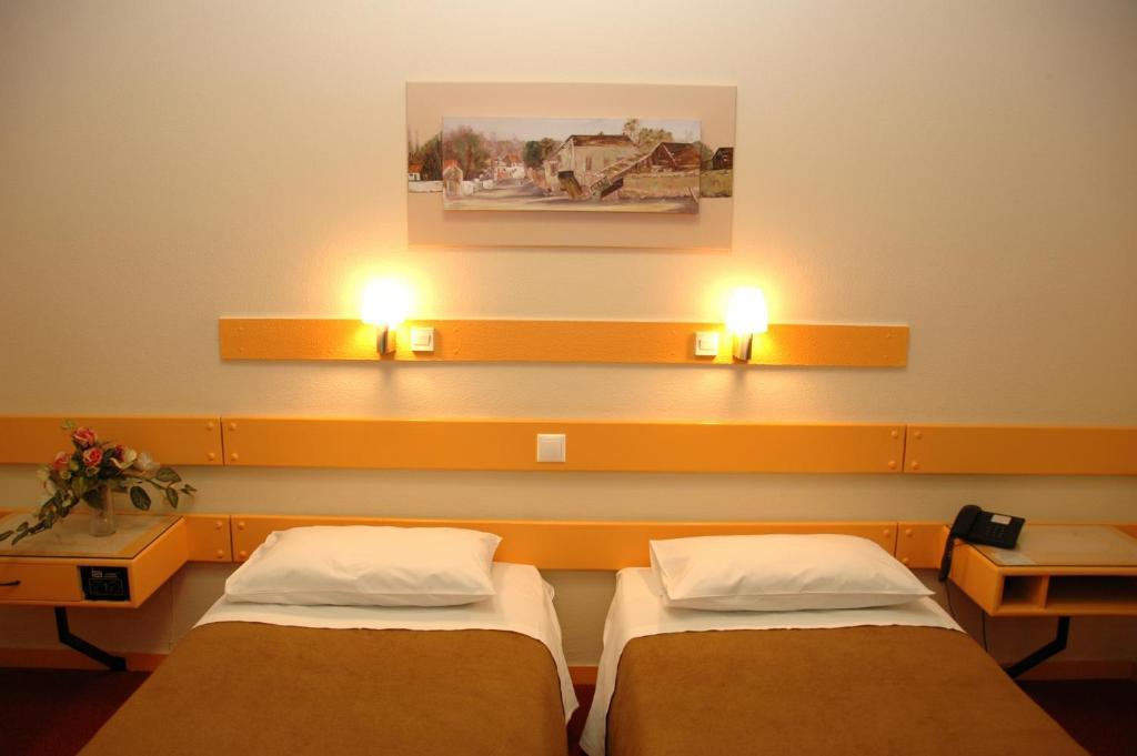 Amalia Hotel Thessaloniki Room photo